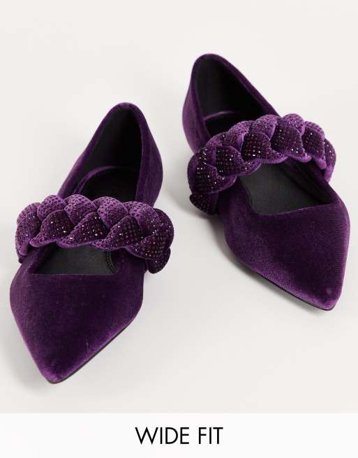 Bailarinas violetas en punta con detalle trenzado de terciopelo Liberty de ASOS DESIGN Wide Fit