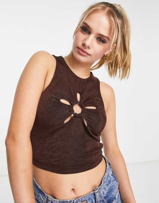 Bailey Rose - Cropped hemdje met uitsnijdingen in vorm van retro bloem in bruin