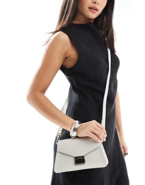 Bandolera color piedra acampanada con correa bandolera de PASQ - view 1