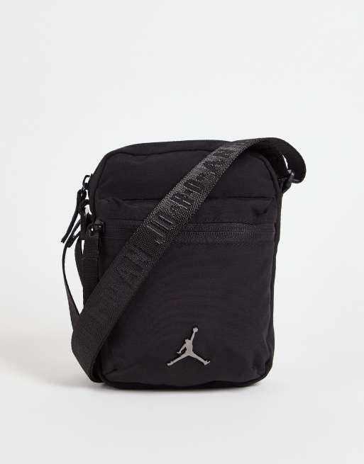 Bandolera negra Jumpman Airborne de Jordan