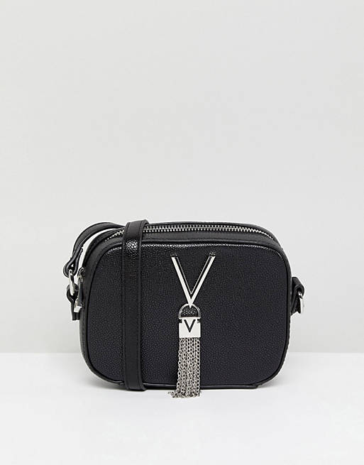 Bandolera pequeña negra con detalle de borla Divina de Valentino Bags