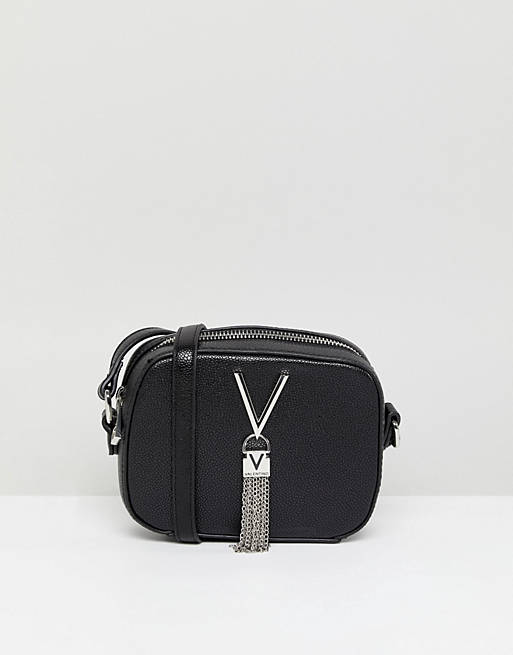 Bandolera pequeña negra con detalle de borla Divina de Valentino Bags