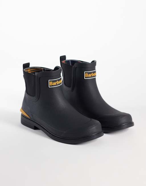 Barbour Abbeyfield packable welly boots in black, 2 of 5