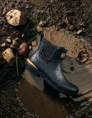 Barbour Abbeyfield packable welly boots in navy