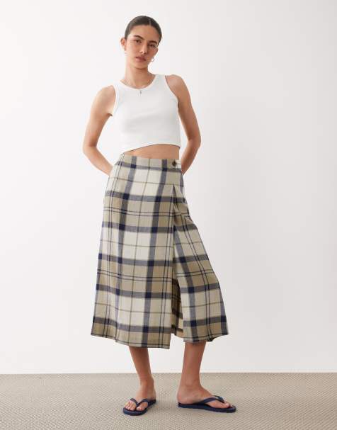 Barbour Ballina a-line wrap tartan midi skirt in green - view 1