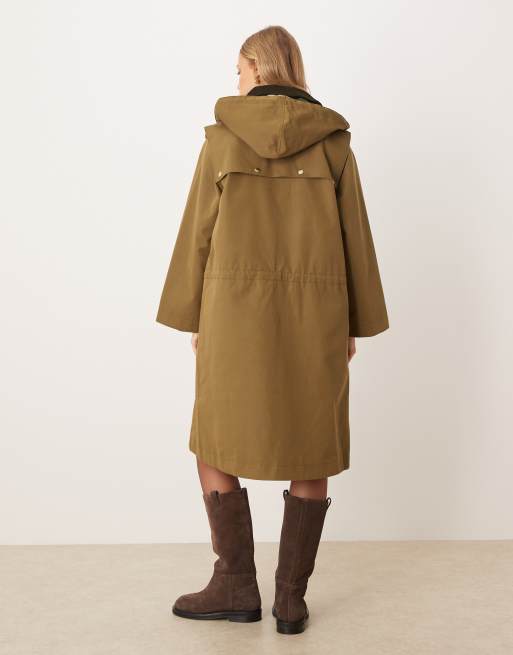 Barbour bilsdale showerproof jacket in golden olive, 2 of 4