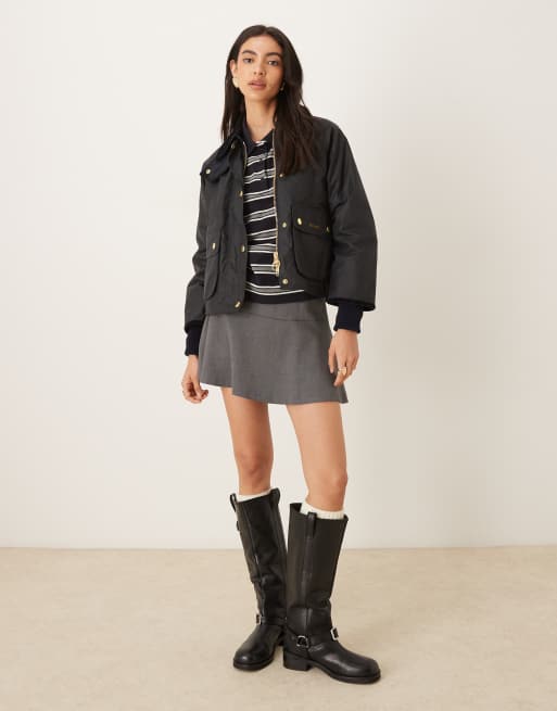 Barbour Cropped Beadnell wax jacket in navy/classic , 2 of 4