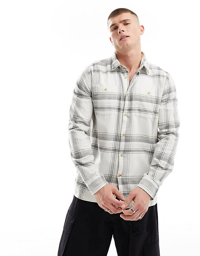 Barbour - dartmouth check shirt in white/grey