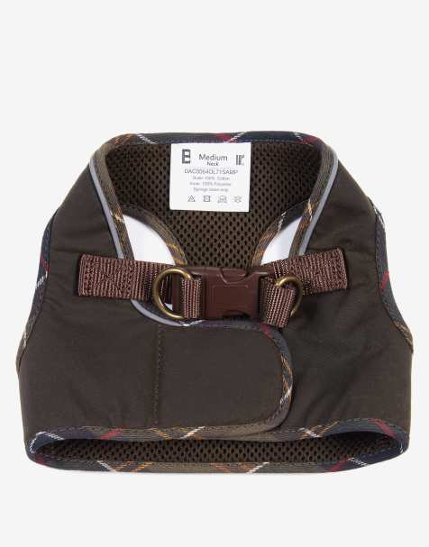 Barbour dog wax step with harness in green - view 1