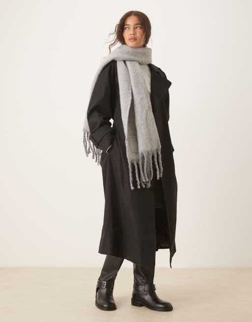 Barbour Ellison scarf in light grey , 3 of 3