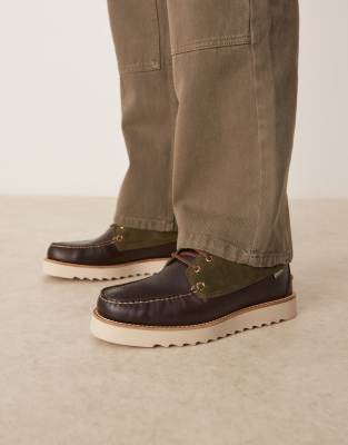  Hadston chukka boot in olive green/dark brown 