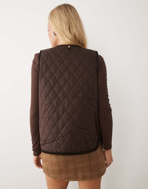 Barbour Icons reimagined reversible tartan check quilted linger vest in black, 4 of 5