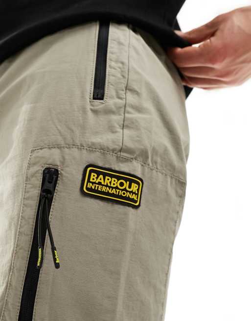 Barbour International - Bolt - Pantaloncini cargo color pietra, 4 di 5