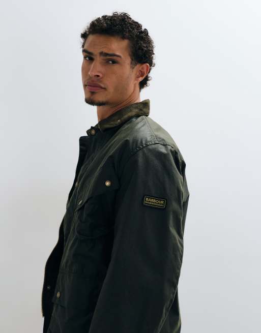 Barbour International Brake veste cirée à col contrastant en velours côtelé, 3 de 5