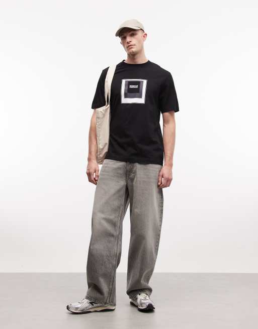 Barbour International – Captive – Svart t-shirt med boxlogga, 2 av 5