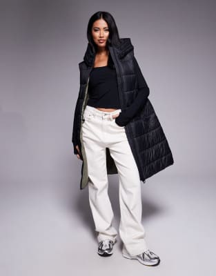 Barbour International - Cecilla - Pufferweste in Schwarz