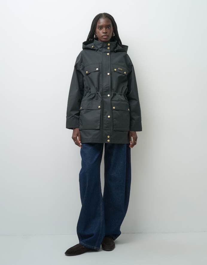 Barbour International chaqueta larga con capucha impermeable Molina en negro