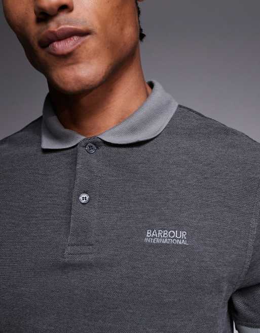 Barbour International - Cowley - Polo a maniche corte grigia con bordi a contrasto e logo, 5 di 5