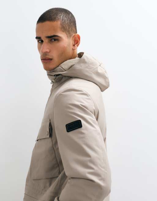 Barbour International Endley wasserfeste Jacke mit Kapuze in Beige, 5 von 5