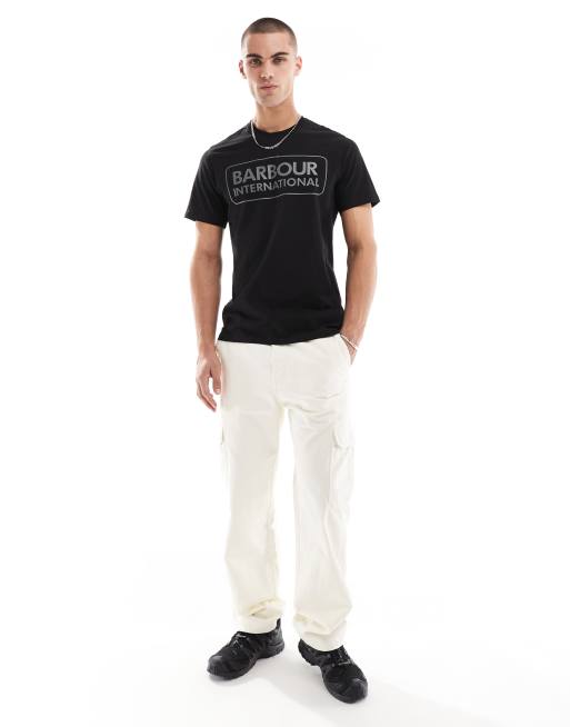 Barbour International – Essential – Czarny T-shirt z dużym logo, 2 z 4