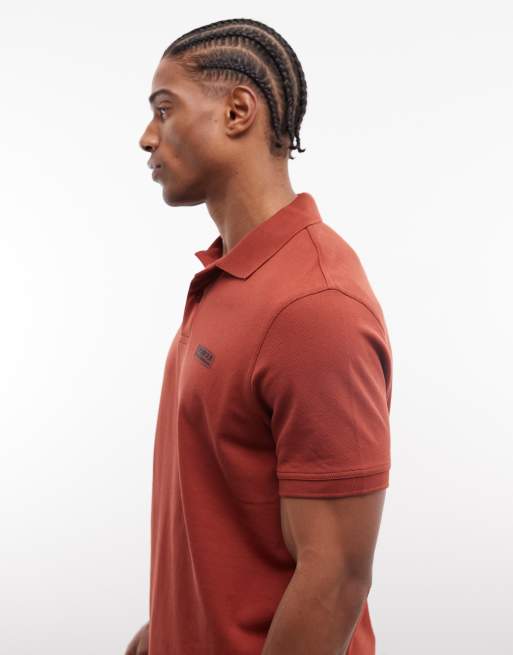 Barbour International - Essentials - Rustfarvet poloskjorte med korte ærmer og logo, 5 af 5