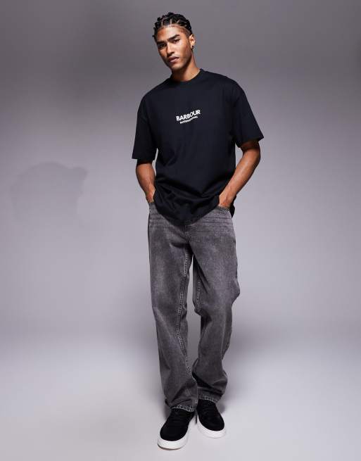 Barbour International – Formula – Oversize-T-Shirt in Schwarz, exklusiv bei ASOS, 2 von 5