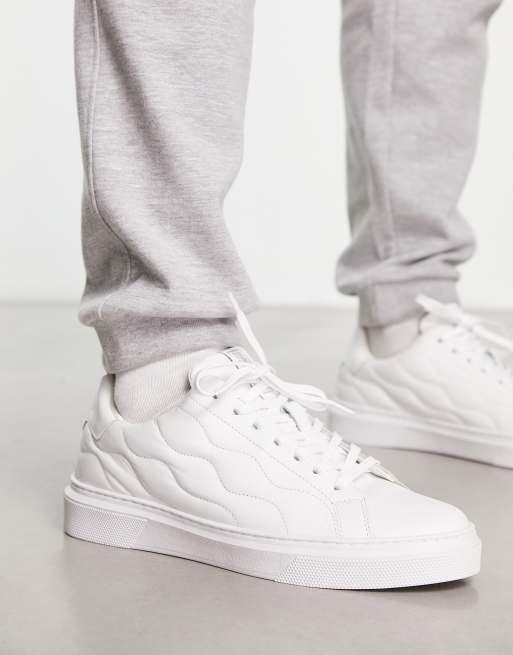 Barbour International Glendale leather onion quilt sneakers in white, 2 of 4