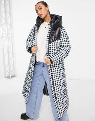 Barbour International Hassium Northumberland quilted coat in black - ASOS Price Checker