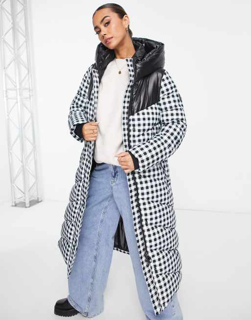 Barbour International Hassium Northumberland quilted coat in black