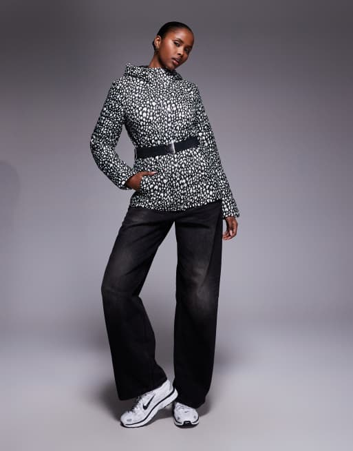 Barbour International - Jada - Hvid dynejakke med sneleopardprint, 3 af 4