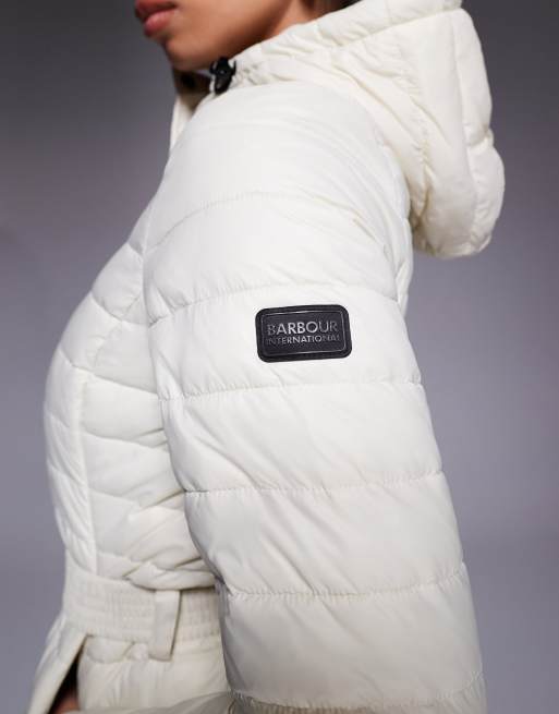 Barbour International – Jada – Pufferjacke in Elfenbeinweiß mit elastischem Gürtel, 2 von 4