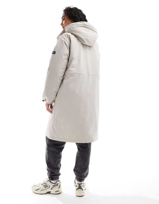 Barbour International - Kaylee - Isolerende regenbestendige jas in crème, 3 van 4