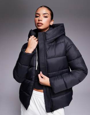 Barbour International - Olivio - Oversize-Pufferjacke in Schwarz