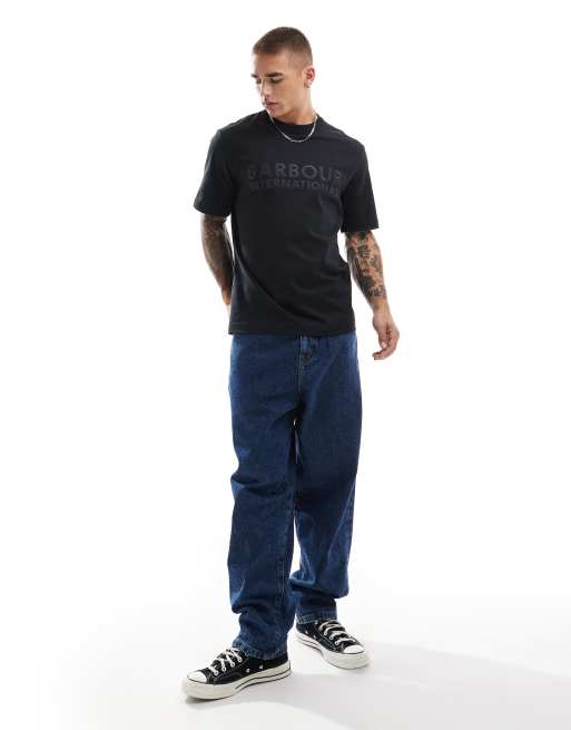 Barbour International – Otis – Czarny T-shirt z grafiką, 2 z 4