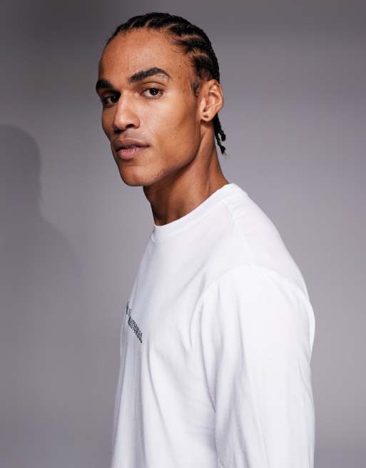 Barbour International Outline logo t-shirt in white, 4 of 5