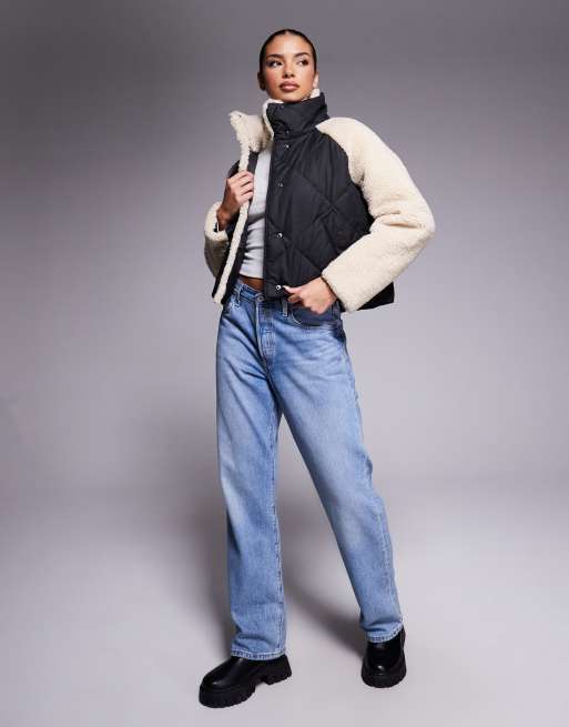 Barbour International – Oversize-Steppjacke in Schwarz und Beige mit Fleece-Ärmeln , 4 von 4