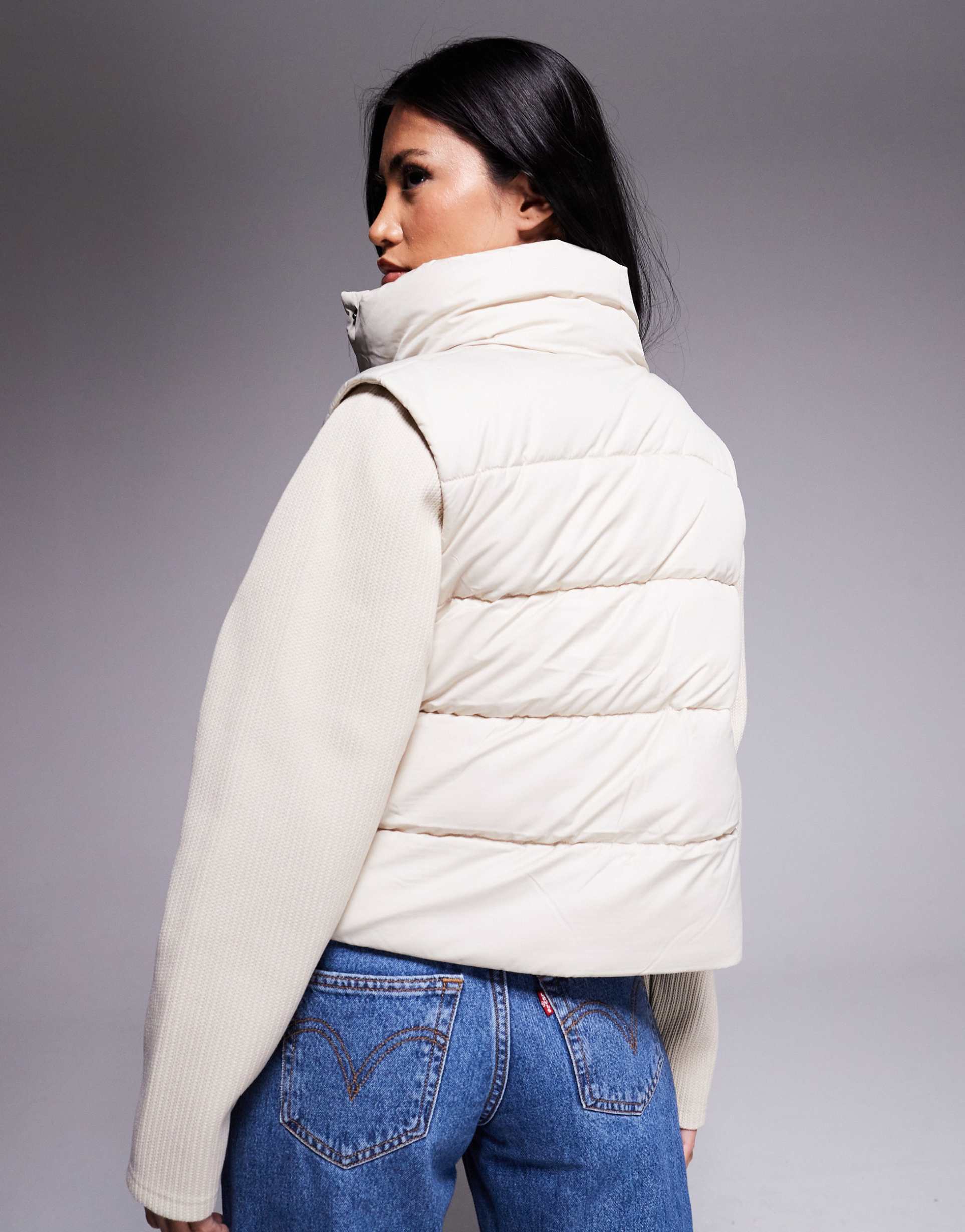 BARBOUR 산 텔모 퀼팅 스웻 자켓 니트 소매 에크루