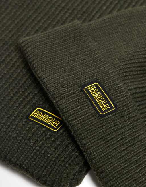 Barbour International – Sweeper Legacy – Geschenkset aus Strickmütze und Schal in Salbeigrün, 3 von 3