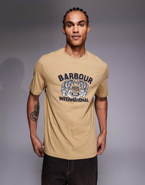 Barbour International – Talisman – T-Shirt in Beige mit Grafik-Logo - view 1