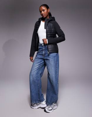 Barbour International - Valentina - Gestepptes Sweatshirt in Schwarz