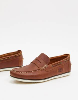 barbour capstan leather boat shoes in tan