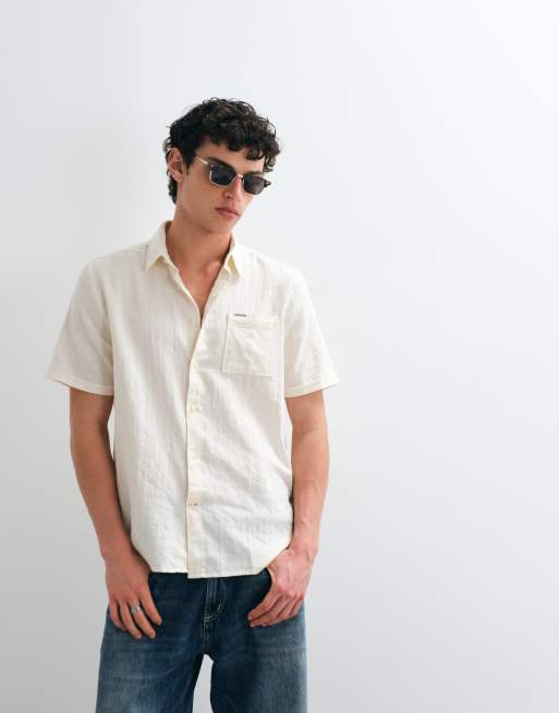 Barbour Kingswood short sleeve woven summer shirt in cream, 3 of 5