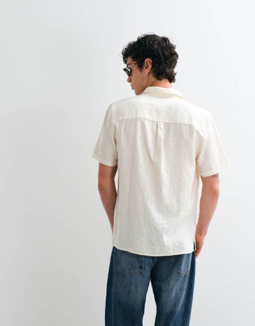 Barbour Kingswood short sleeve woven summer shirt in cream, 4 of 5