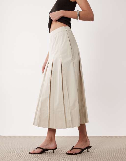 Barbour Kirby wide pleated midi skirt in cream, 2 of 5