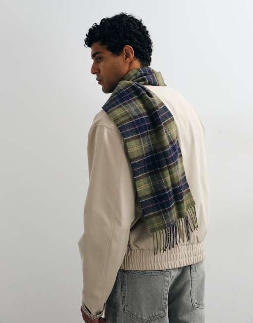 Barbour knitted lambswool tartan check scarf in green, 3 of 4