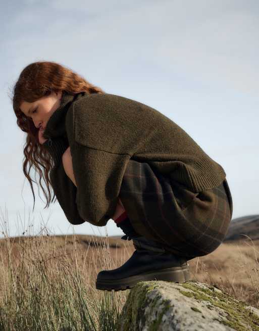 Barbour Lavensale half zip fleck knitted jumper in dark olive green, 2 of 5