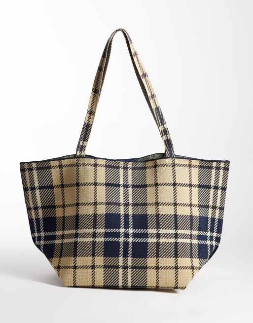Barbour Layla große Tote Bag mit Tartan-Karo in Beige/Marineblau, 4 von 5