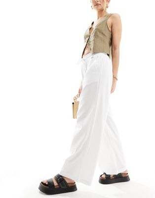 Barbour linen trousers in white