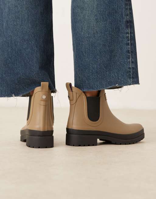 Barbour Mallow chelsea gumboots in military brown/black , 4 of 4