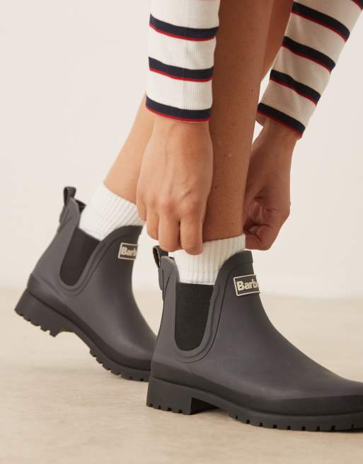 Barbour Mallow chelsea welly in charcoal/black | ASOS